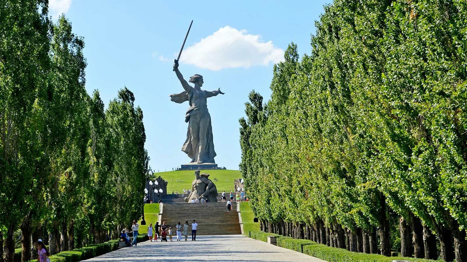 Как назывался город волгоград. Мамаев курган волгоград. мемориальный комплекс мамаев курган. мемориал комплекс мамаев курган. мемориал в волгограде на мамаевом кургане.