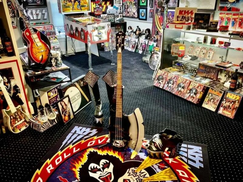 Kiss room. корейские комнаты для утех. комната для лобызаний. комнаты поцелуев в корее. обнимает жену.