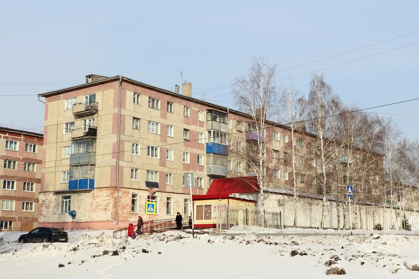 Белово пгт бачатский. Пгт бачатский комсомольская 19а. Белово пгт бачатский. Бачатский посёлки городского типа кемеровской области. Комсомольская, 25.