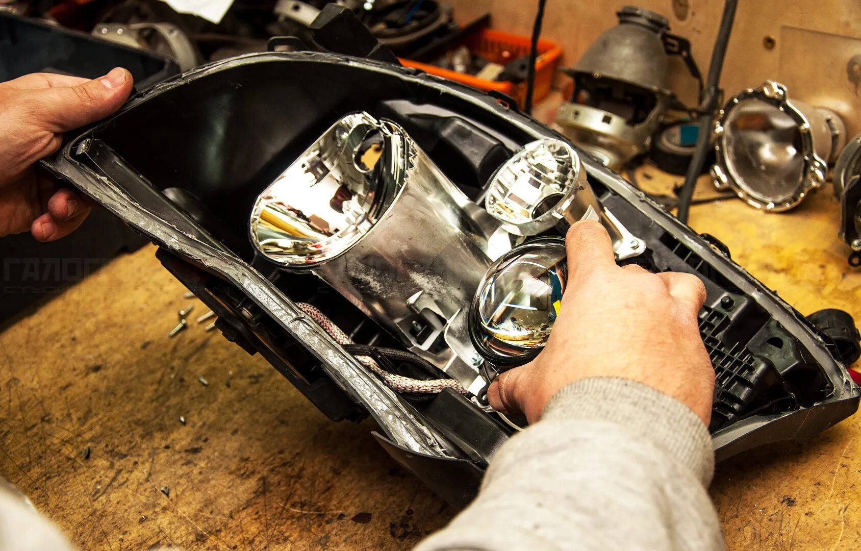 Маски для фар polo sedan. Склейка фары. Изготовлю фару. Фара приора 1. Приора черные фары передние.