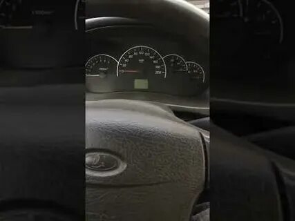 Не горит лампочка зарядки приора
