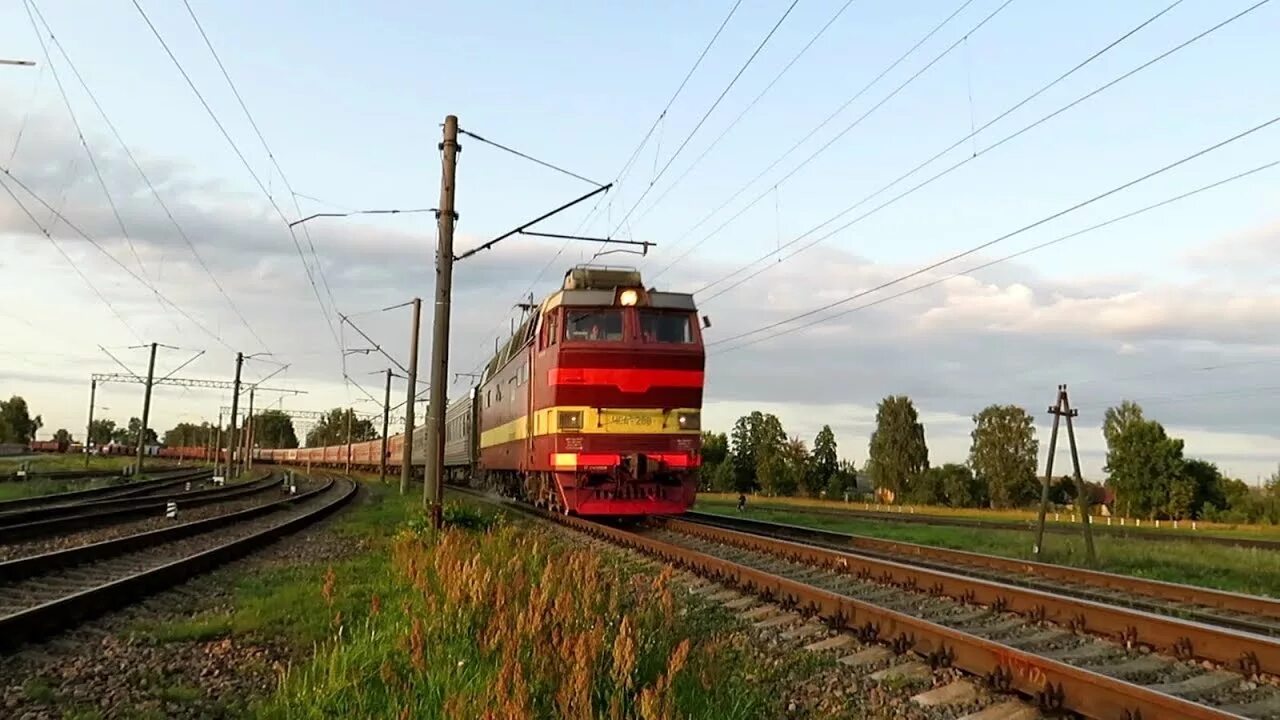 Поезд 360с калининград. Станция Жодино. Станция Борисов. 288а поезд. Поезд Калининград Адлер.