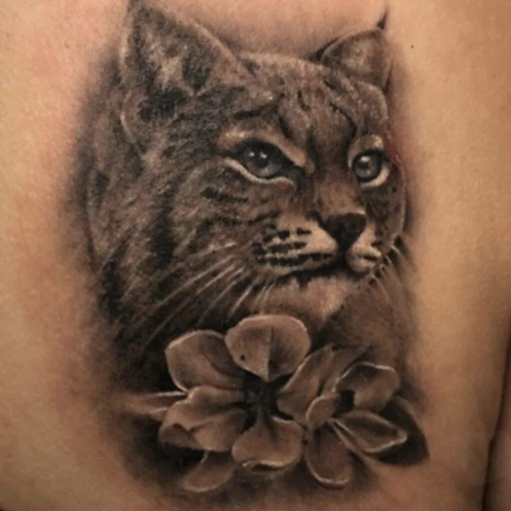 Тату рысь для девушек. Тату животные. Тату рысь. Тату рысь цветная. Татуировки с рысью для девушек.