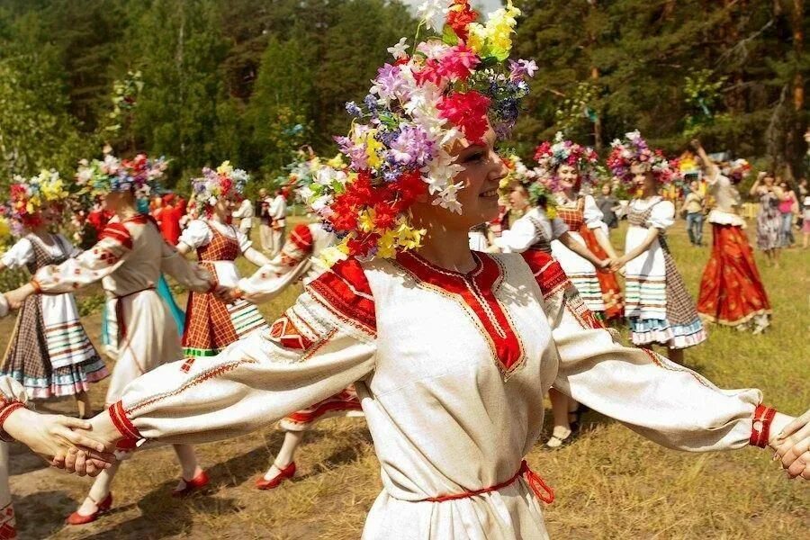 Хороводы России фестиваль. Русские народные праздники. Летнее народное гуляние. Русские народные гуляния. Что такое народный праздник