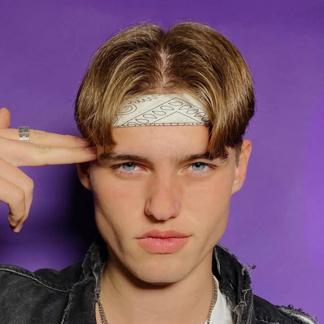 Как быть похожим на парня. Николас голицын. Тиффани родриго. Как быть похожим на парня. Как быть похожим на парня.