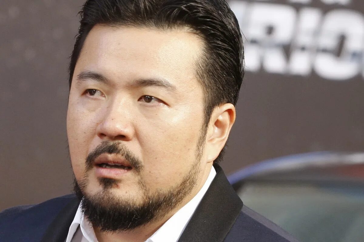 Lin like. Джастин лин. justin lin. джастин лин кинорежиссёр. джастин лин на английском.