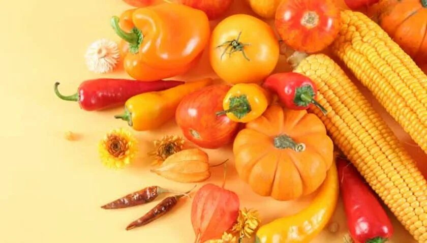 Orange vegetables. Оранжевые фрукты и овощи. Желтые и оранжевые овощи. Продукты оранжевого цвета. Каротиноиды овощи.