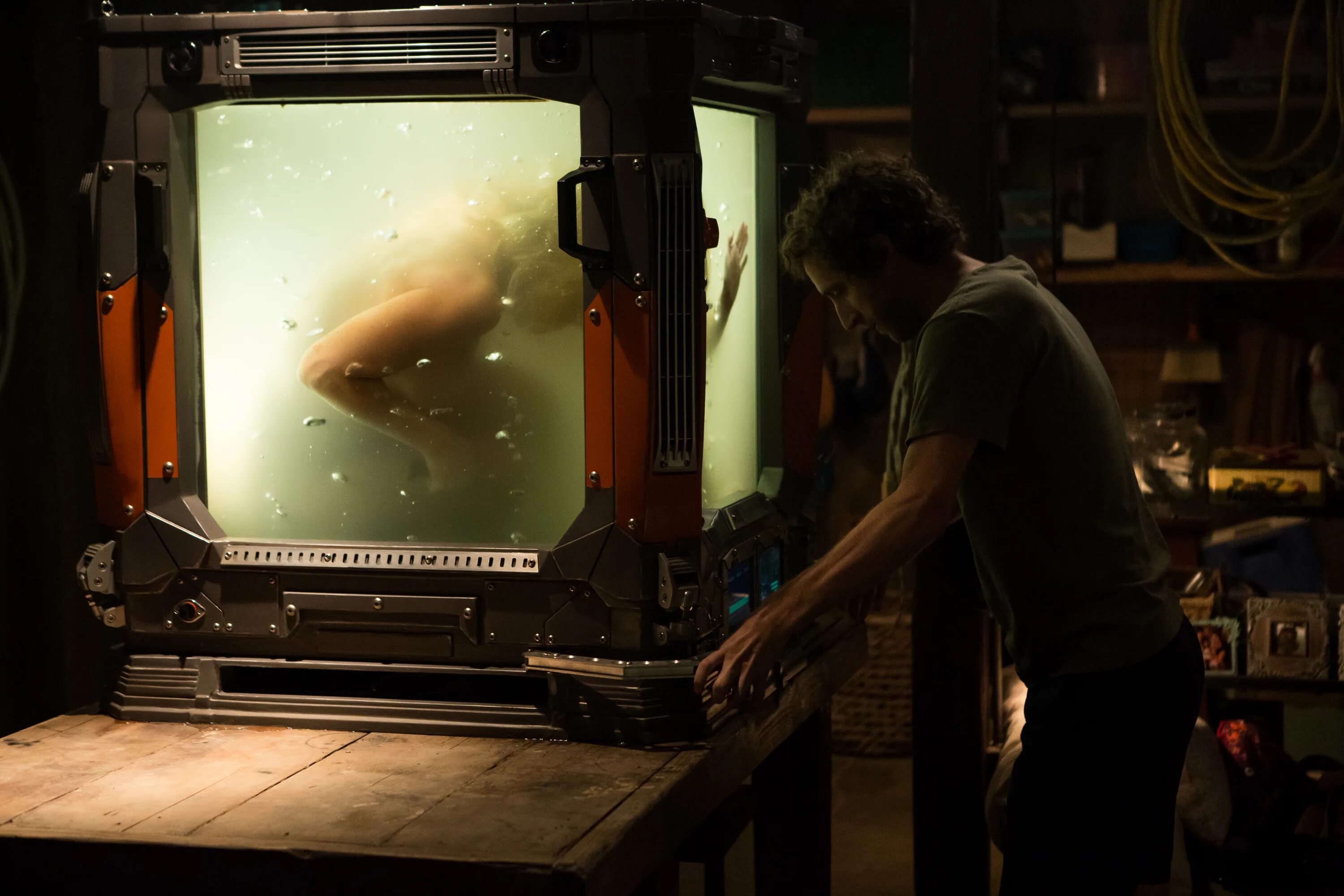 Реинкарнация ривз. Ари астер реинкарнация. Киану ривз matrix 4. Реинкарнация ривз. Киану ривз бессмертный.