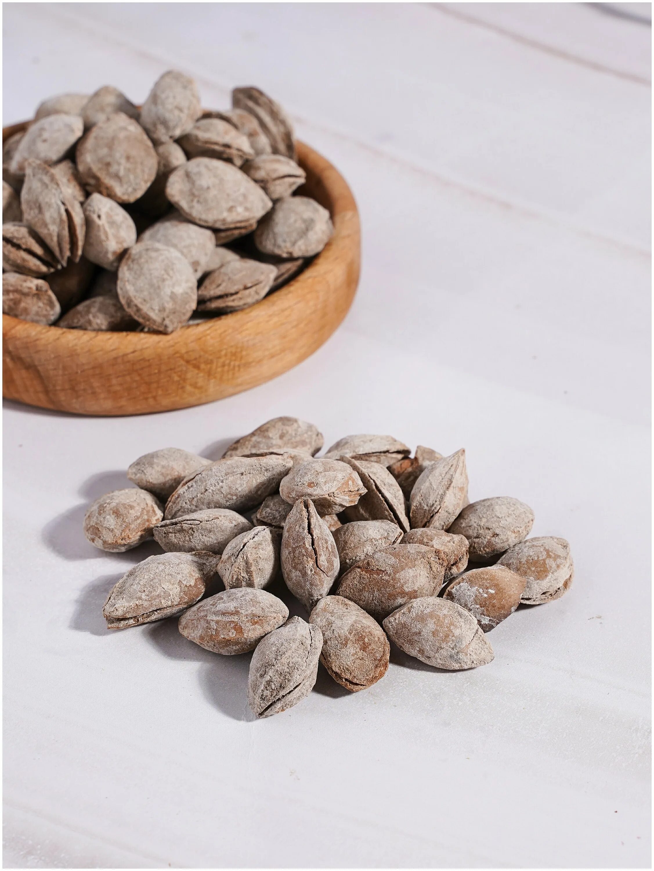 соленые косточки абрикосов. косточки абрикосовые соленые шурданак. соленые косточки абрикосов. шур донак узбекистана. шур донак.