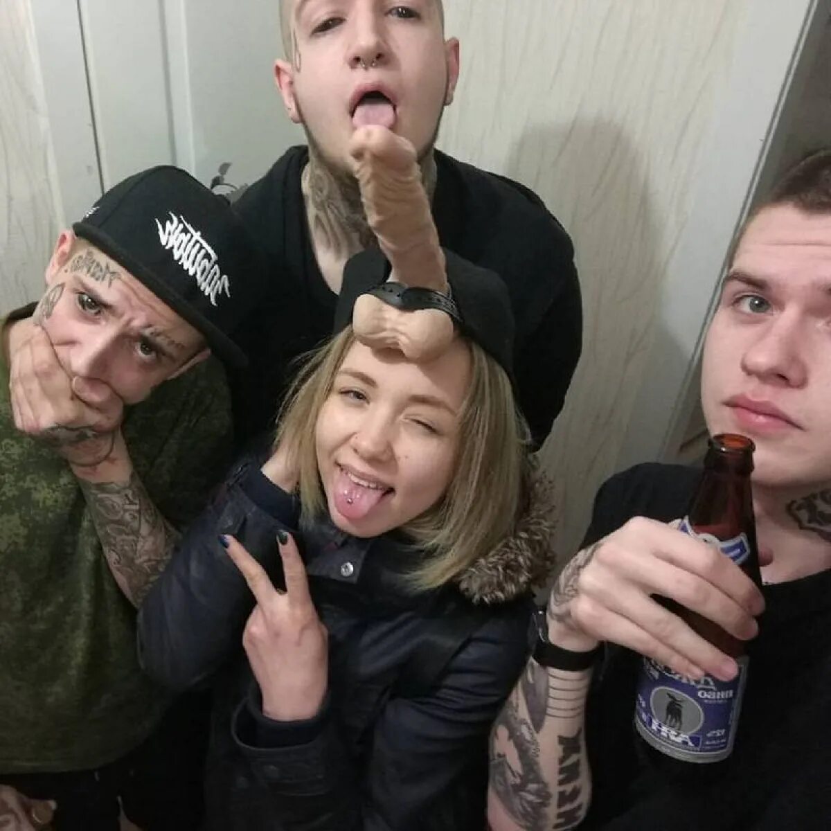 Дима соболев вк. Сеть треш. Смешные женщины из соц сетей. Сеть треш. Жесть в социальных сетях.