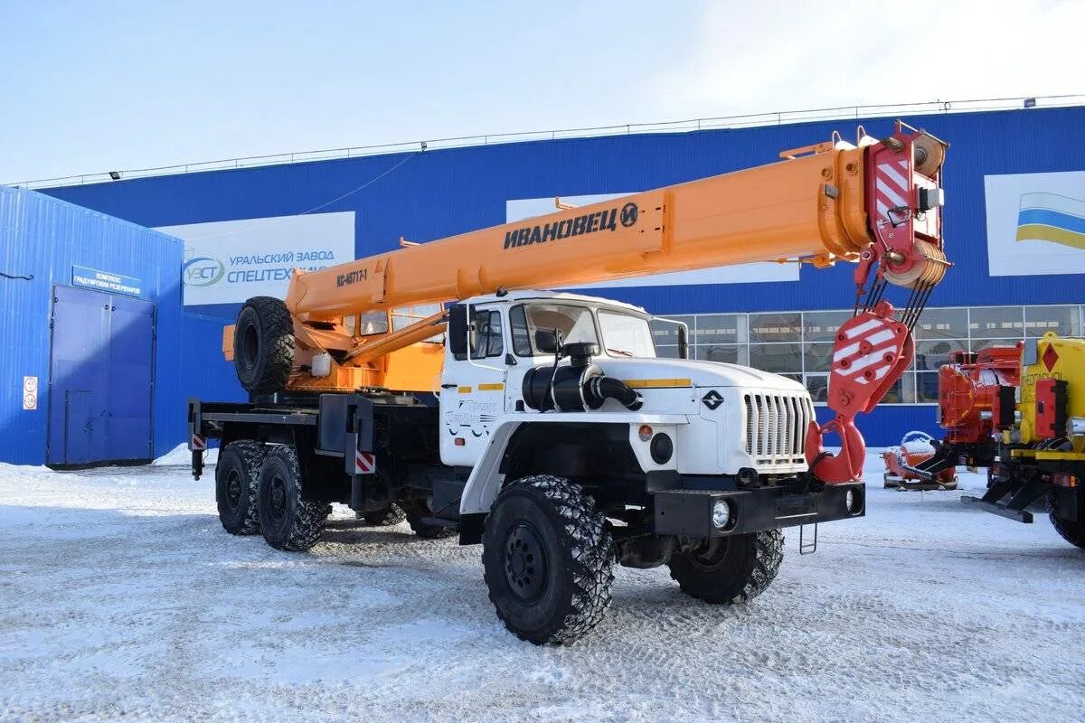 Автокран урал. Кран урал ивановец 25 тонн. урал 4320 кс-45717-1. ивановец» кс 45717-1 урал. автокран кс 45717 урал.