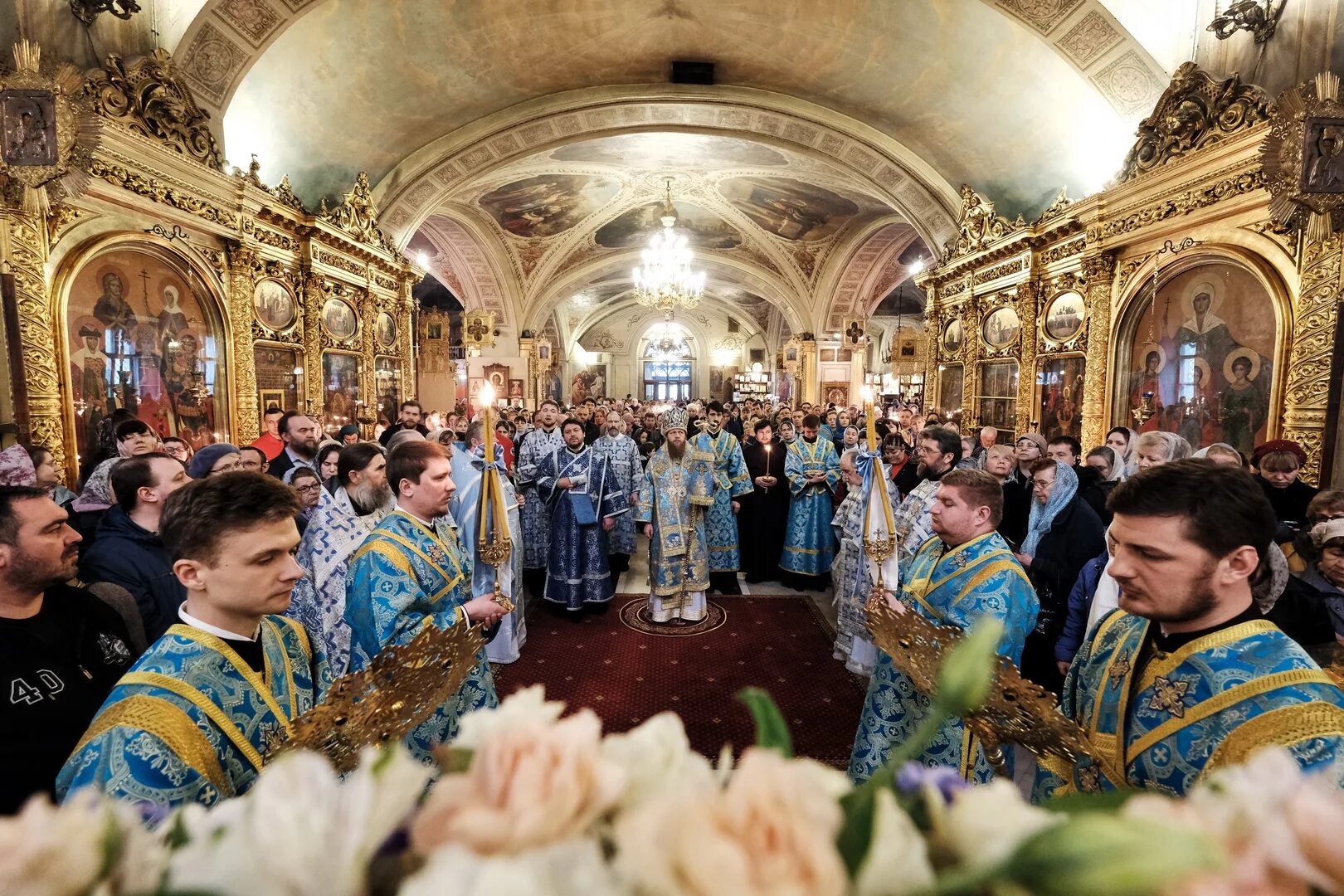 Елоховская галерея. Богоявленского Елоховского собора. Иподьякона Богоявленского кафедрального собора в Москве.