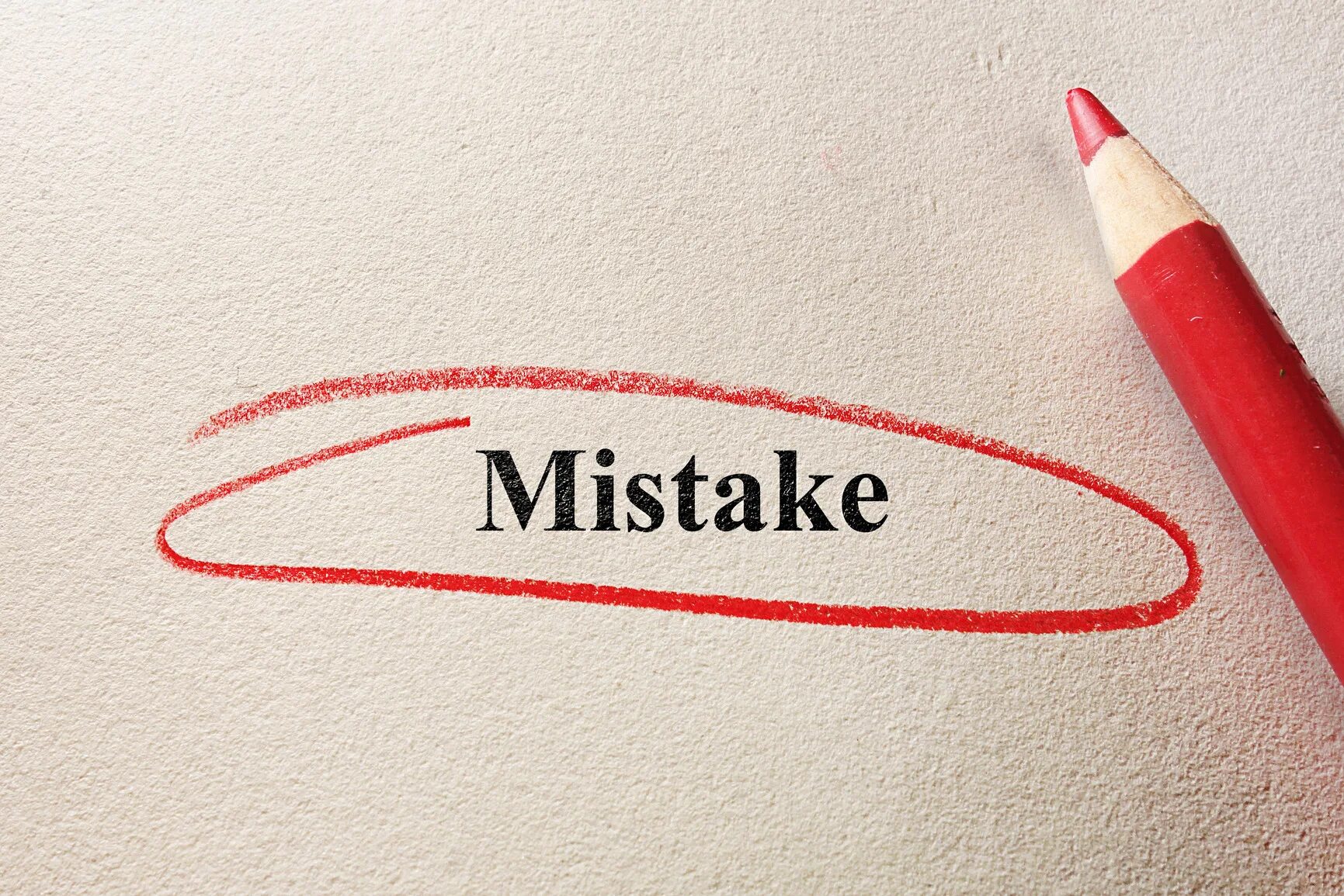 Картинки надписи с ошибками. Mistakes картинки. mistale. high priority. исправление ошибок фон.