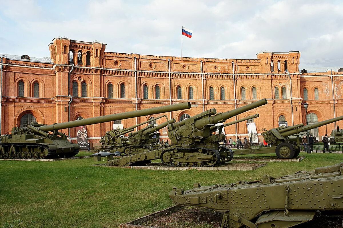 Российские военный музей. Военно-исторический музей артиллерии в Санкт-Петербурге. СПБ военно исторический музей артиллерии. Военно-исторический музей артиллерии, инженерных войск и войск связи. Музей инженерных войск и артиллерии Санкт-Петербург.