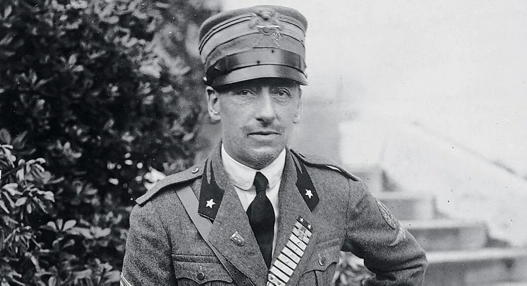 Республика фиуме. Республика фиуме армия. Республика фиуме д'аннунцио. Республика фиуме. Габриэле д'аннунцио с чернорубашечниками.