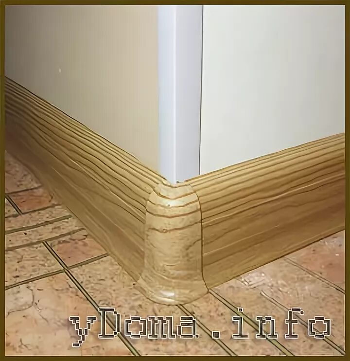 Как сделать плинтус на стену. Уголки отделочные декоративные. плинтус в угол стены вертикальный. плинтус на угол стены. декоративный внешний уголок для стен.