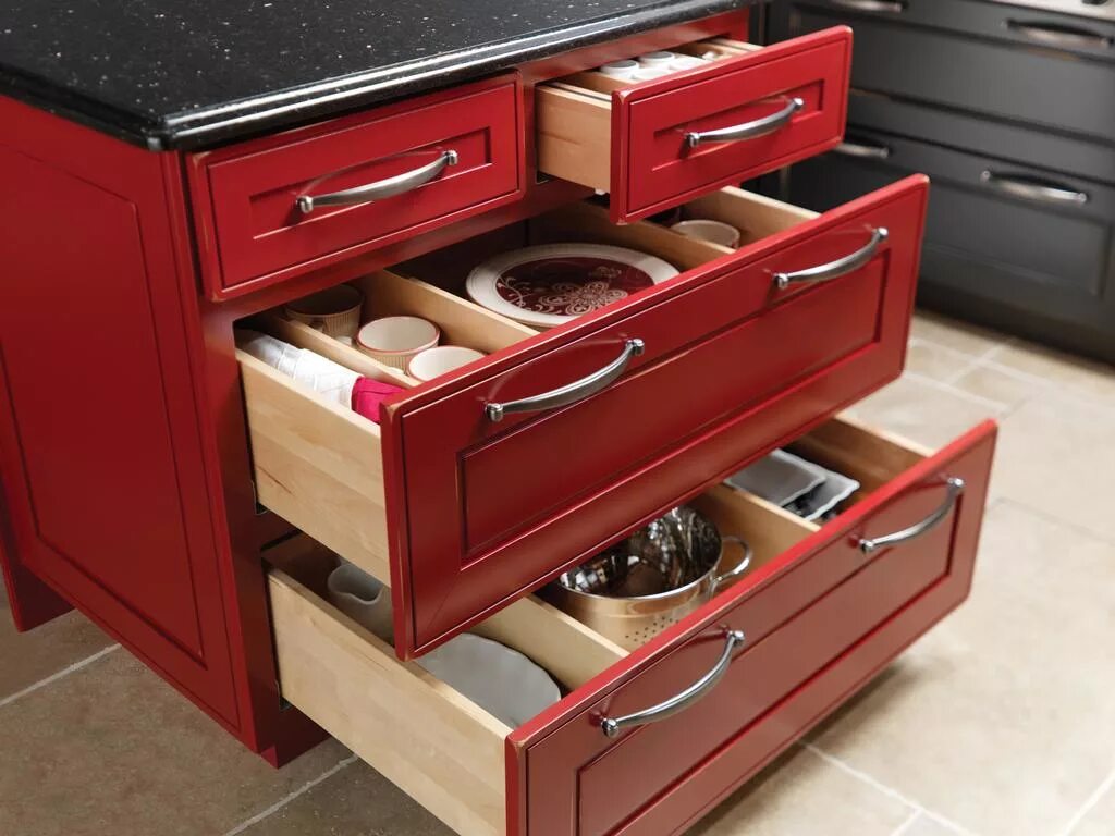 Cabinet drawers. Шкаф с выдвижными ящиками. Самые оригинальные шкафы. Высокий комод с ящиками. Полка для дисков.