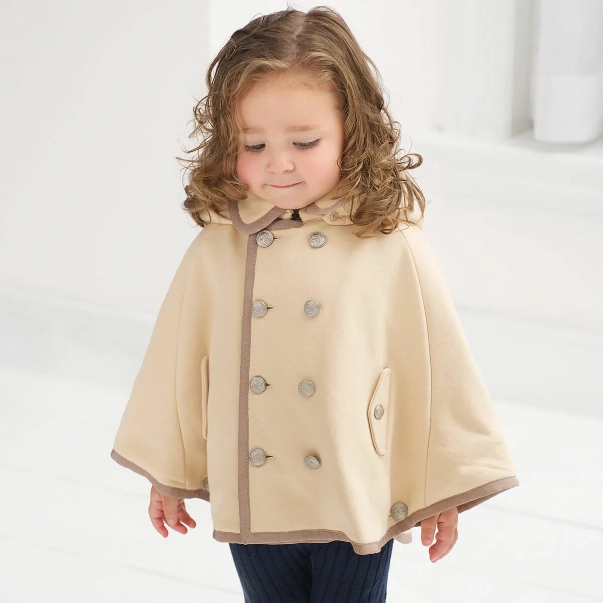 плащ детский. пелерина для девочки. пелерина с капюшоном.