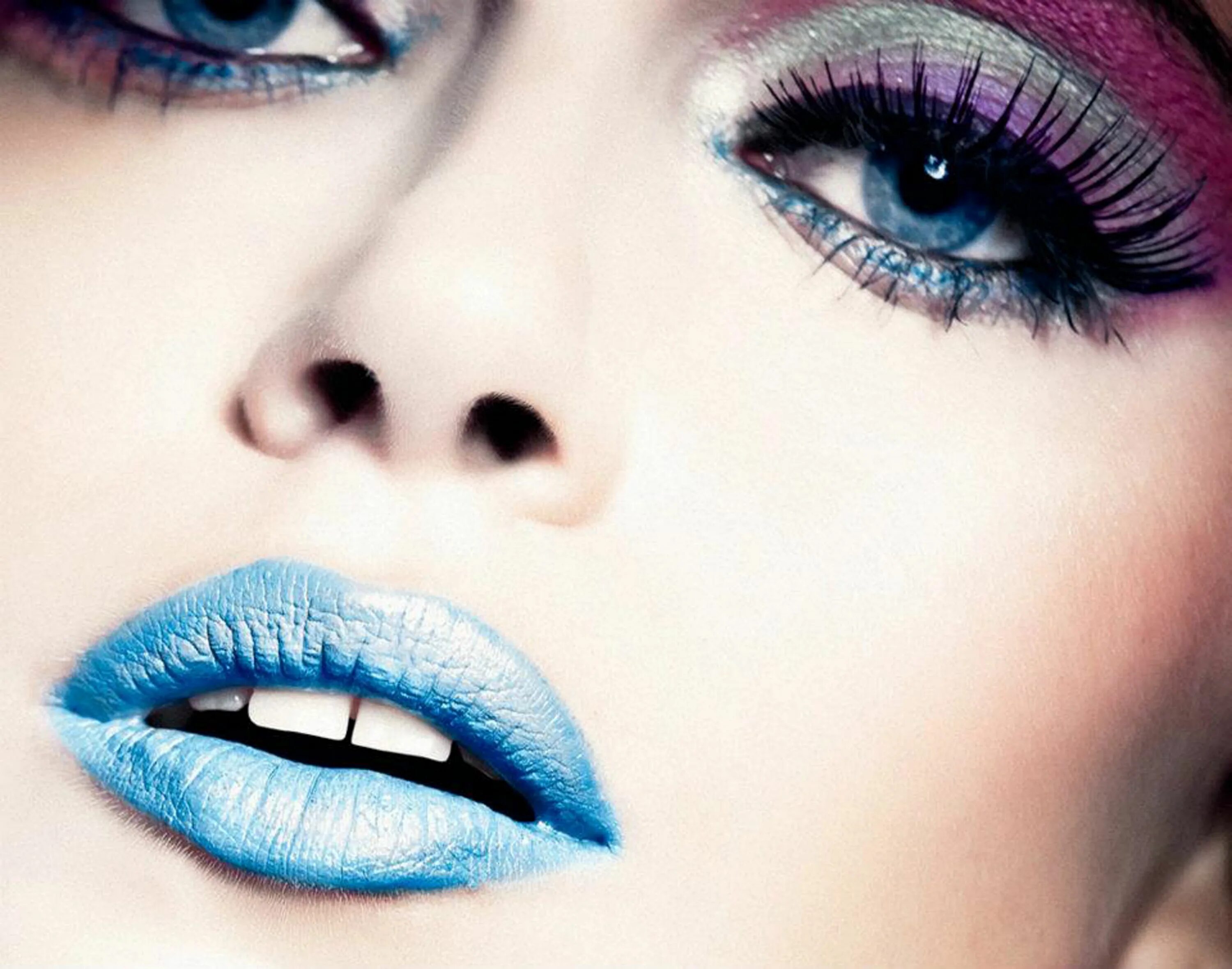 Make up synonym