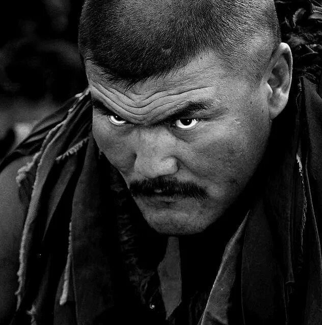 Жесткий казах. Жесткий казах. Жесткий казах. Злое лицо. Шавкат рахмонов.