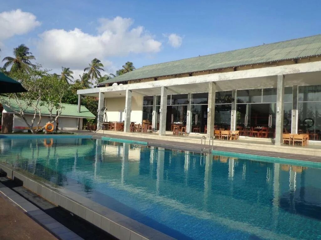 Озеро коггала. South lake 4. Heritance ahungalla 5*. South lake 4. Nil diya beach resort 4* матара, коггала, 100 м до моря.