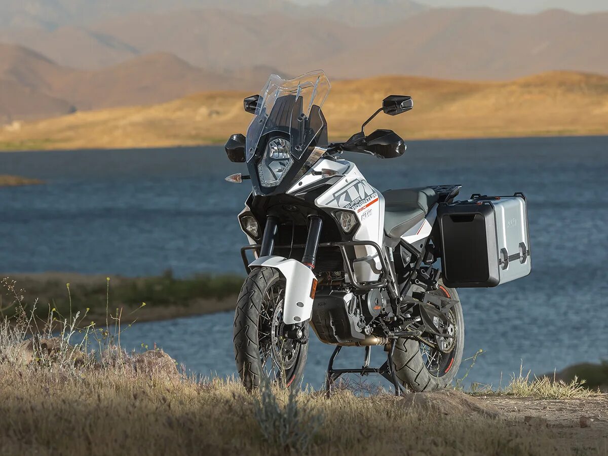 BMW r1200gs super Adventure. BMW 1290 GS Adventure. KTM 1290 super Adventure. GS 1200 vs KTM 1290.