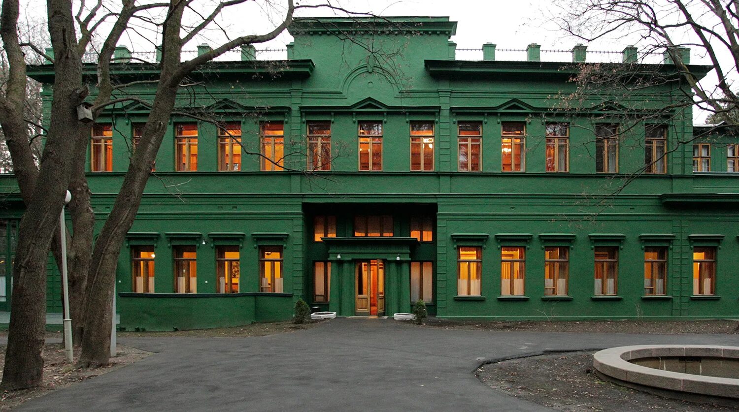Кунцево сталина. Ближняя дача иосифа сталина в кунцево. Дача сталина в кунцево бункер. Резиденция сталина в кунцево. Дача сталина в кунцево.