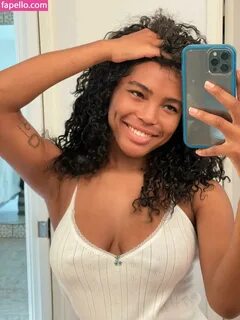 Quenlin Blackwell / quenblackwell / quensfurniturestore Nude Leaked OnlyFan...