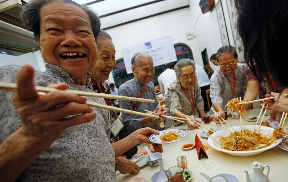 Почему не любят китай. Русский язык для китайцев. Причины изучать китайский язык. Национализм в китае. Причины учить китайский.