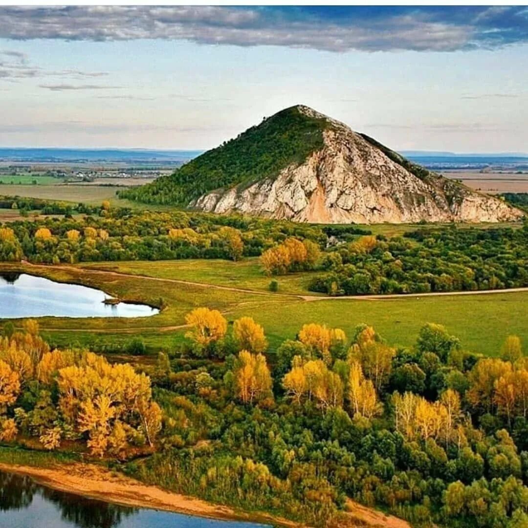 Какие богатства есть в башкортостане. Гора в Башкирии Куштау. Гора Шихан Куштау Стерлитамак. Горы Башкортостана Шиханы Торатау. Шихан Урал Куштау.