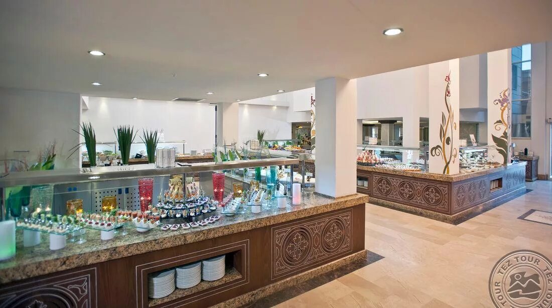 Spa crystal crystal. Турция отель кристалл делюкс. Sunrise queen resort. Кристалл энд спа. Кристалл фэмили белек.