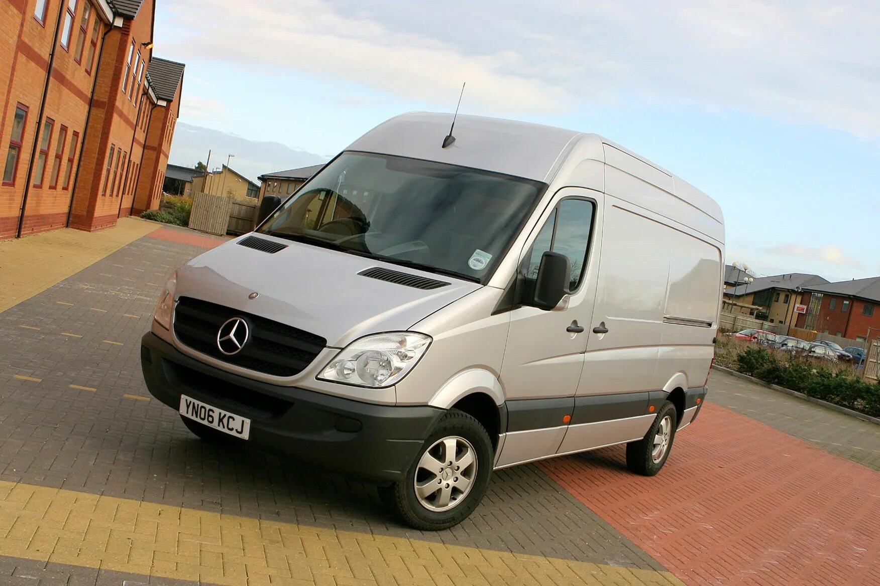 Mercedes sprinter 2006. Мерседес Спринтер 2006. Мерседес Бенц Спринтер 211 CDI. Мерседес-Бенц Спринтер 309сdi, 2008. Mercedes Sprinter 2008.