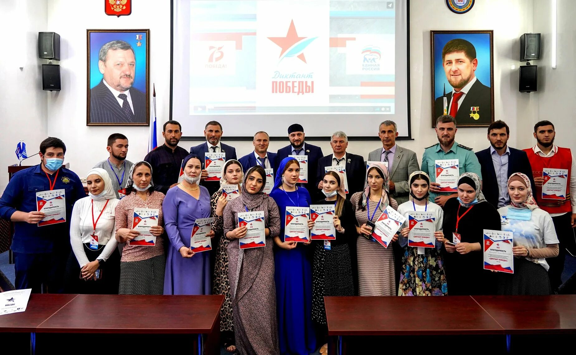 преподаватели ггнту универ грозном. д. ггнту студенты. грозненский университет миллионщикова. д миллионщикова.