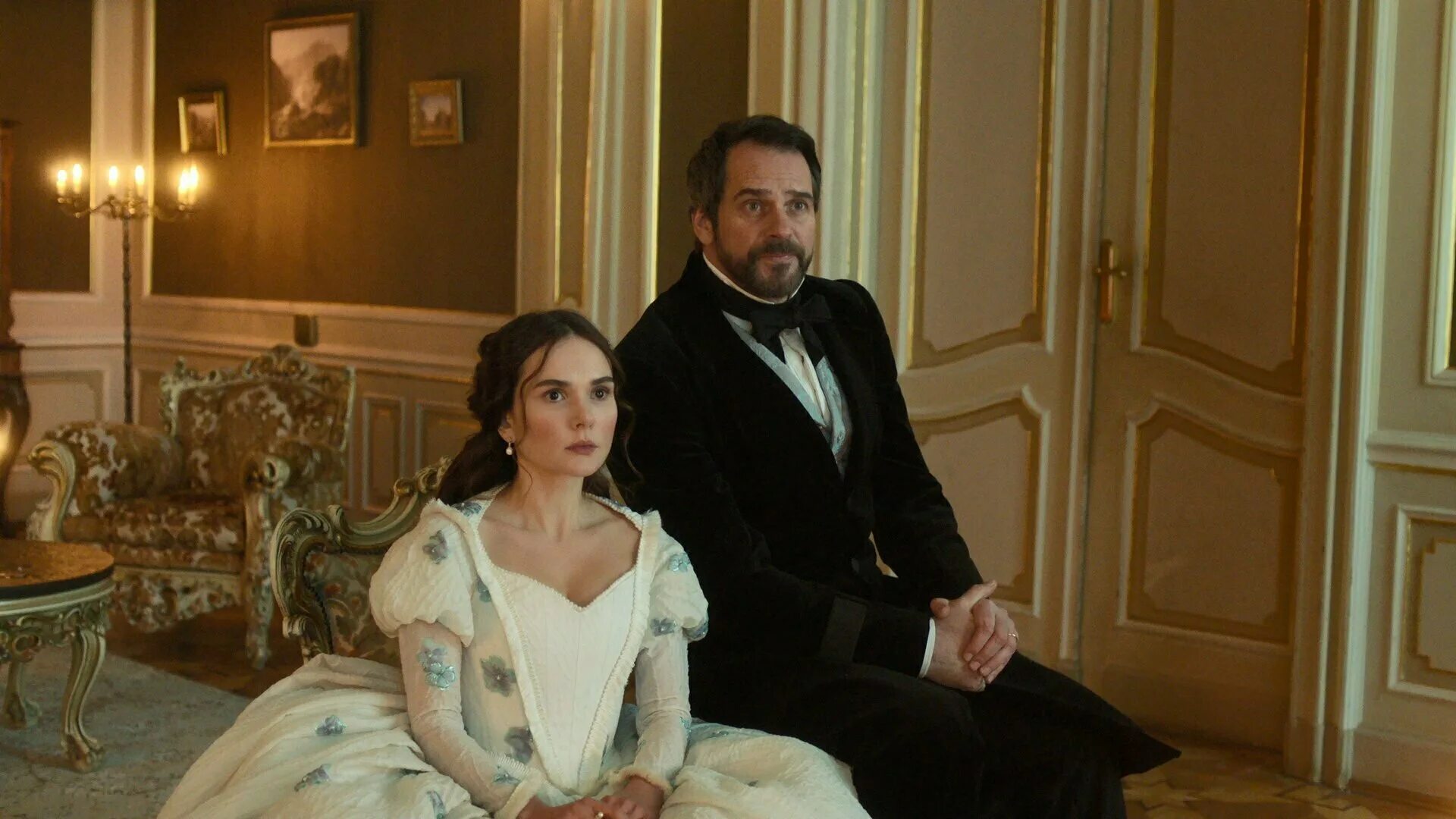 кофе с кардамоном сериал 2021 анна. кофе с кардамоном книга. кава с кардамоном. йоанна ягелло. кава з кардамоном сериал.