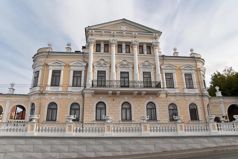 Сайт пермского музея. Краеведческий музей Пермь. Дом Мешкова (краеведческий музей) Пермь. Дом Мешкова Пермский краеведческий музей Пермь. Дом пароходчика Мешкова – Пермский краеведческий музей.