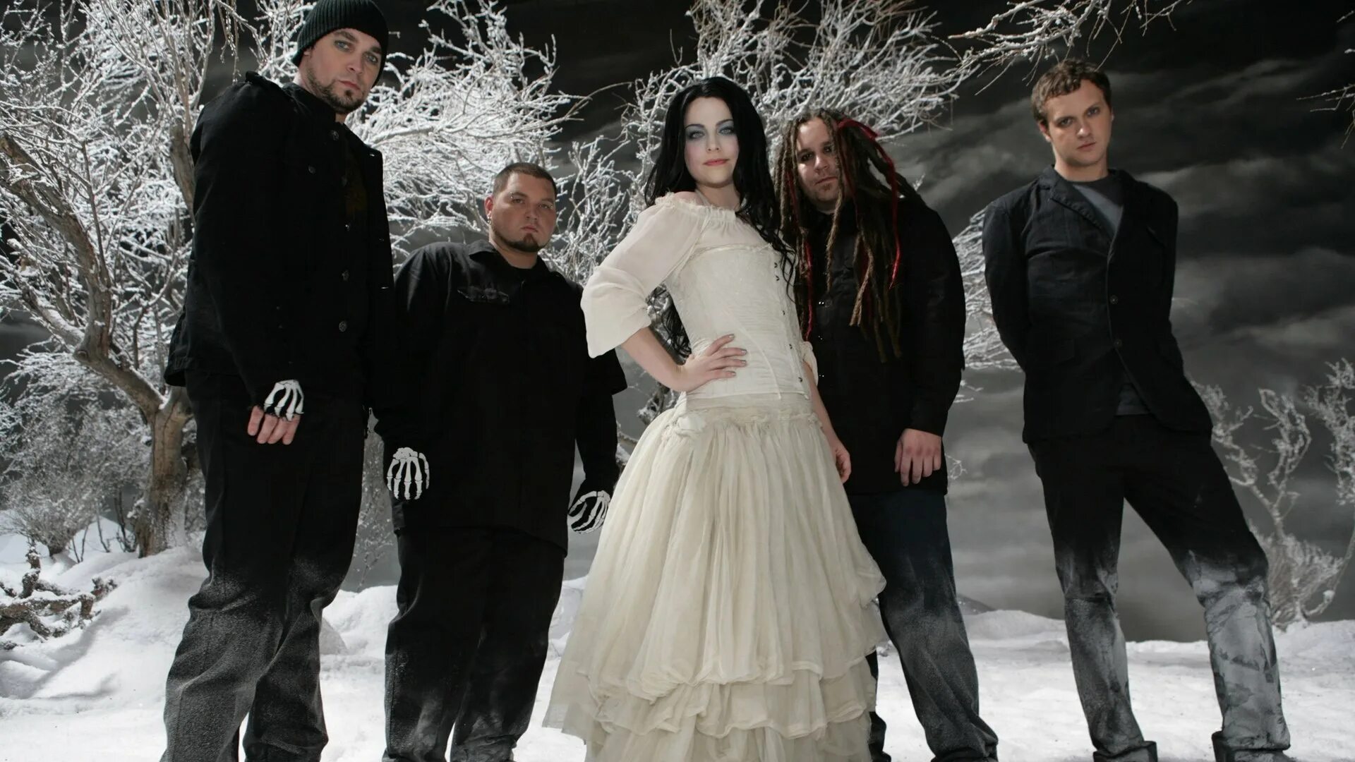 Эваненсис песни слушать. Evanescence 2021. Evanescence рок-группа. Эваненсис песни слушать. Evanescence 2023.