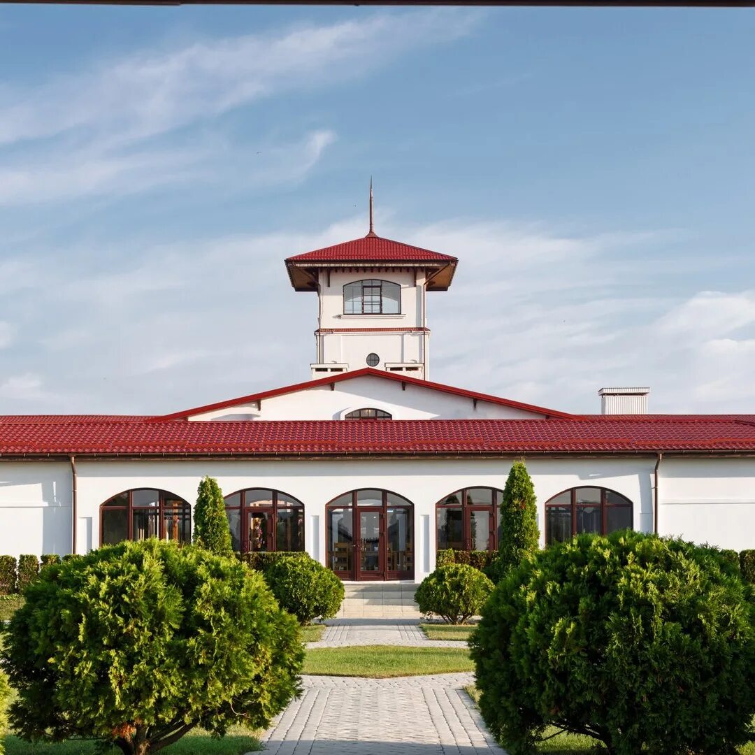 Долина лефкадия анапа. Долина краснодар. Лефкадия винодельня крымск. Лефкадия винодельня крымск. Долина лефкадия новороссийск.