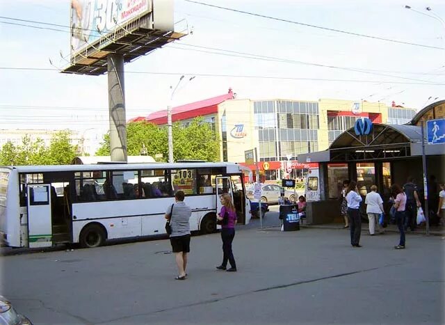 Метро Автово Петергоф. Остановка метро Ленинский проспект. Метро Автово остановка. Остановка Ленинский проспект СПБ.