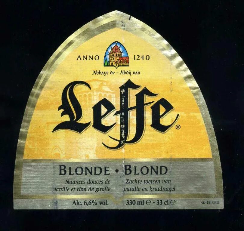 Leffe blonde. Бельгийское пиво Леффе. Леффе пиво светлое. Пиво Леффе блонд светлое. Leffe blonde пиво темное.