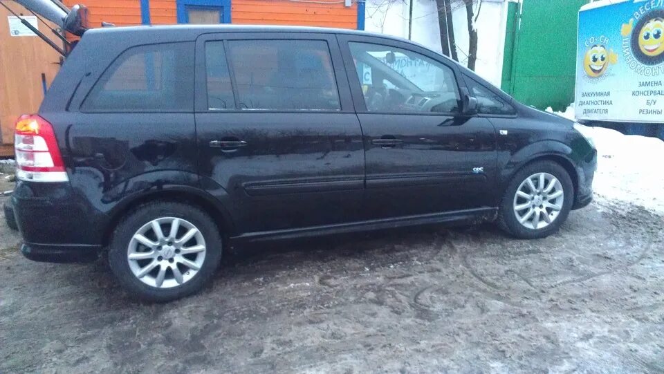 Зафира б r17. Зафира 2008 r18. Opel zafira b r18. Opel zafira b r17. Литые диски зафира б.