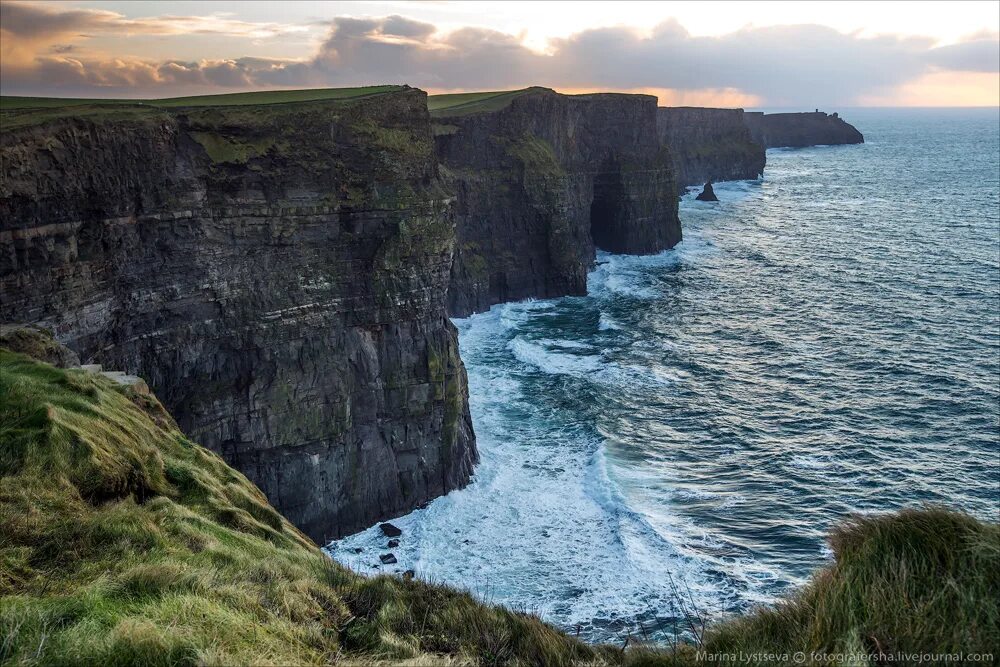 Остров болла австралия. Крылья мира крым 2022 симеиз. "скала". Скалы пустыня анапа. Надводные скалы.