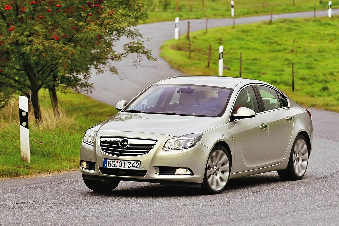 Opel Insignia 4. Opel Insignia 2.8 200. Опель Инсигния 2.8 260. Опель Инсигния 10 года. Купить опель инсигния с пробегом