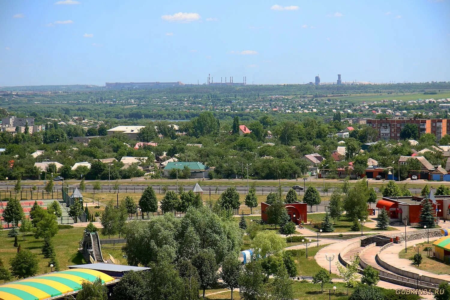 Город Губкин старый парк. Городской парк г. Губкин. Город Губкин Белгородской области. Парк в Губкине Белгородская область.