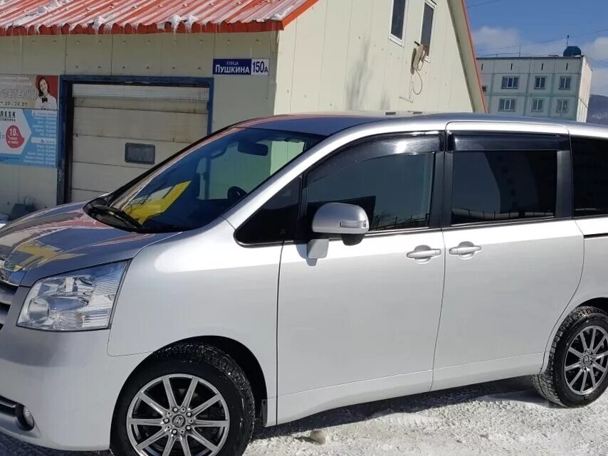 Ноах 2009. Тойота ноах 2009. toyota noah, 2009 год. тойота ноах 2009 серебристый. тойота ноах 2009 белая.