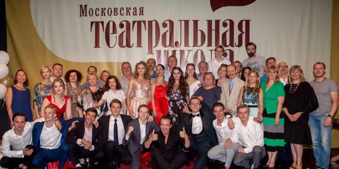 Колледж олега табакова. Московская театральная школа имени олега табакова. Московская школа олега табакова. Колледж олега табакова. Школа олега табакова 2022.