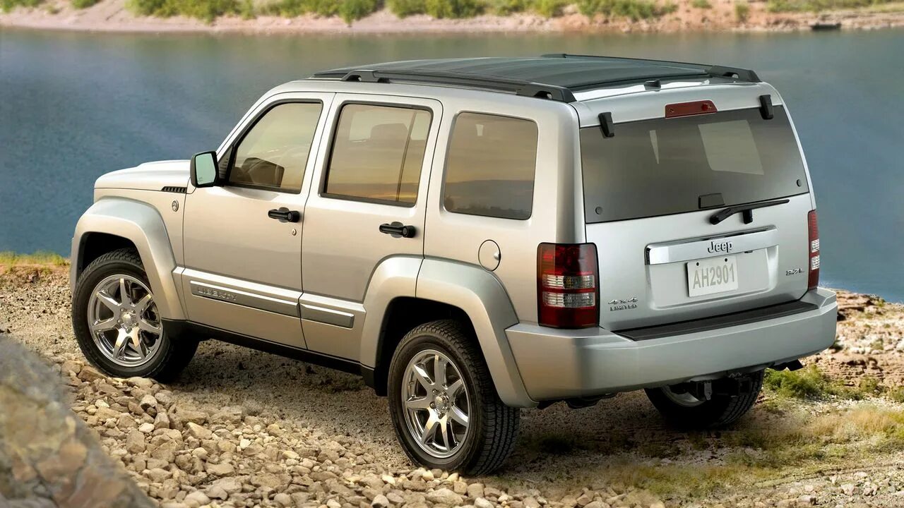 Либерти авто. Jeep liberty 2007. джип либерти 2007. jeep liberty 2008. джип либерти 2008.