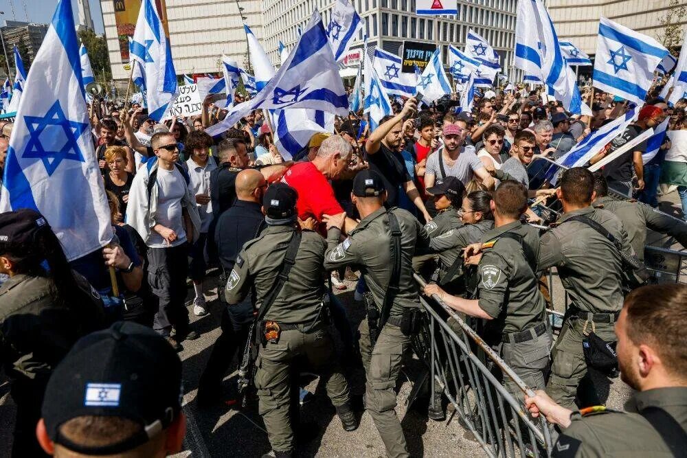 Протесты в Израиле 2023. Протесты в Германии. Протесты в Тель Авиве. Полиция Израиля.