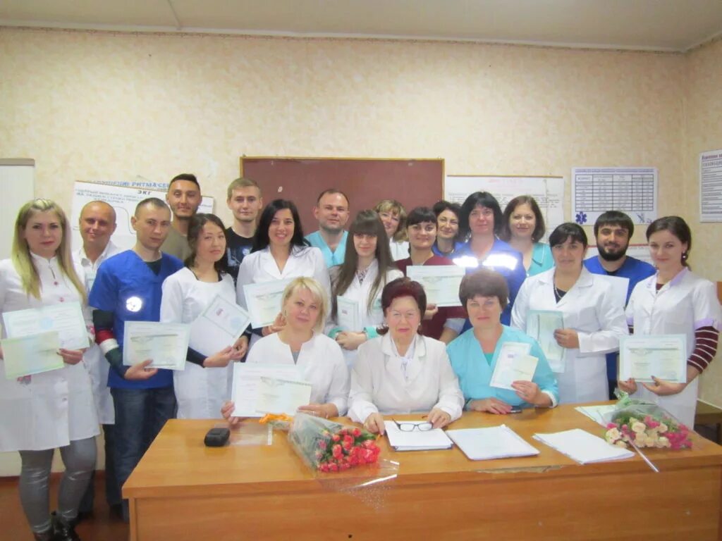 Училище повышения квалификации медработников. Повышение квалификации медработников. Училище повышения квалификации медработников. Профессиональная переподготовка медиков. Центр повышения квалификации медработников.
