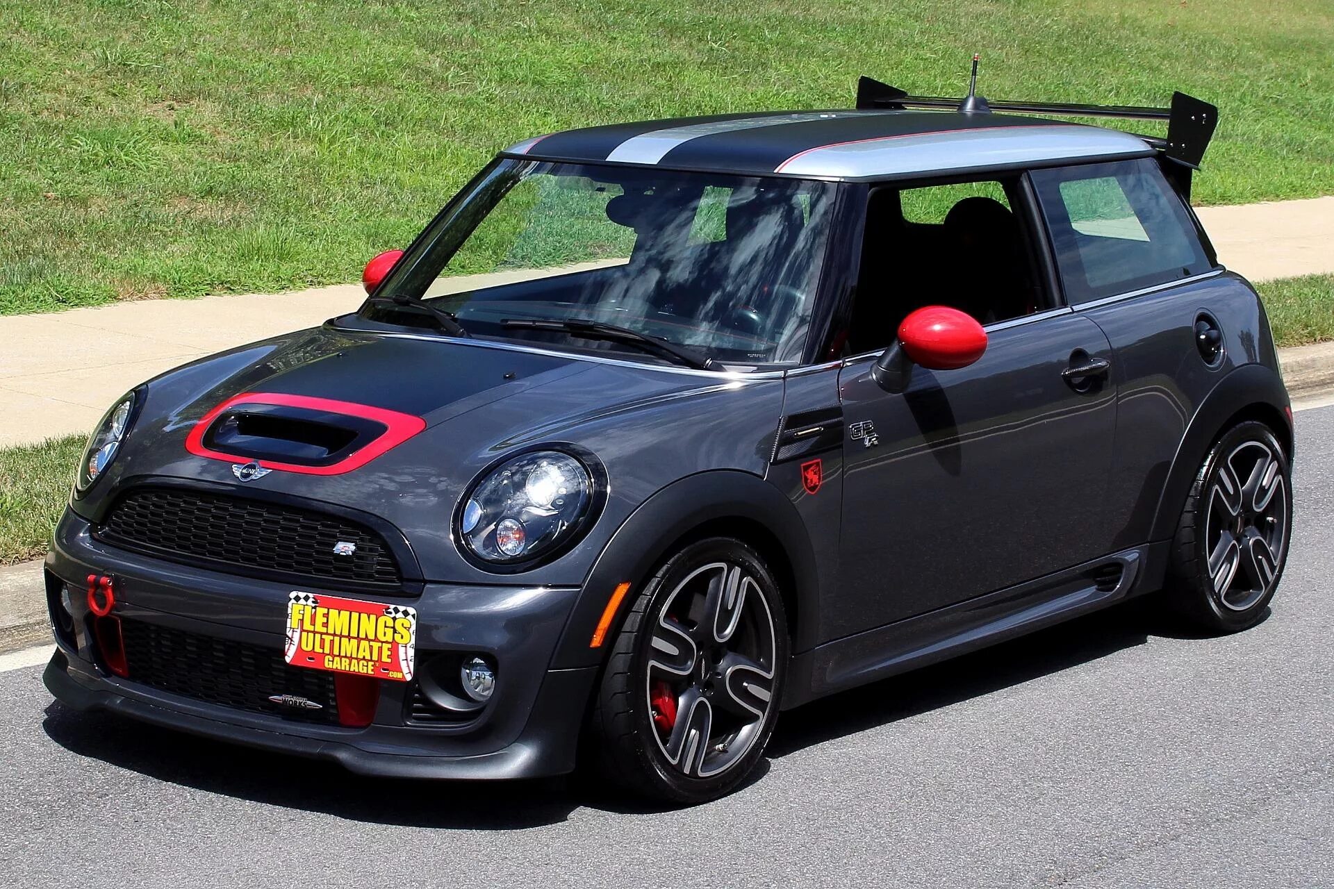 Mini Cooper Sport. Mini Cooper JCW. Mini Cooper JCW GP 2013. Mini Coupe JCW John Cooper works, 2013.