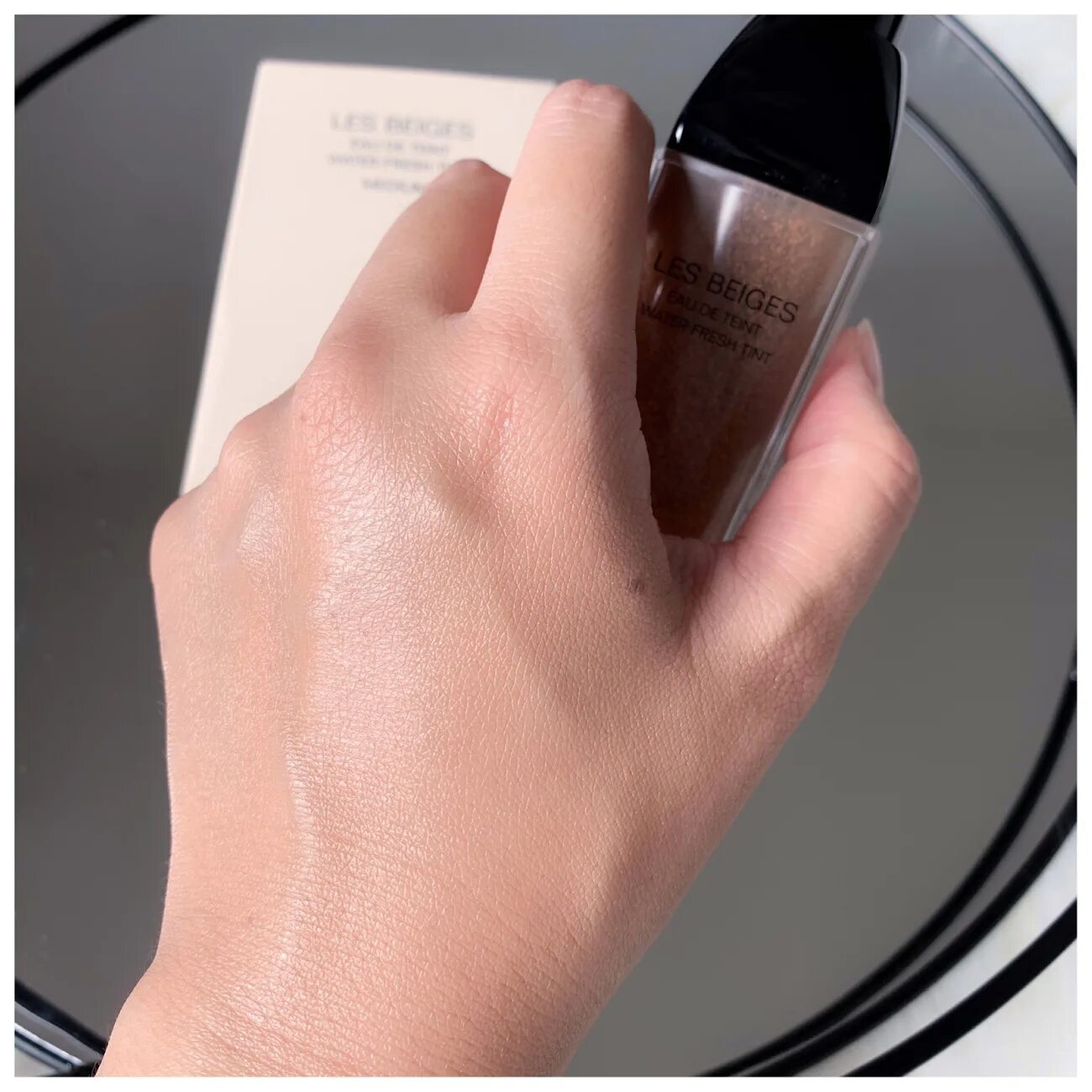 Флюид тинт шанель. Chanel teint water. тинт chanel les beiges eau de teint water-fresh tint. шанель les beiges teint water fresh tint. chanel les beiges eau флюид тинт.